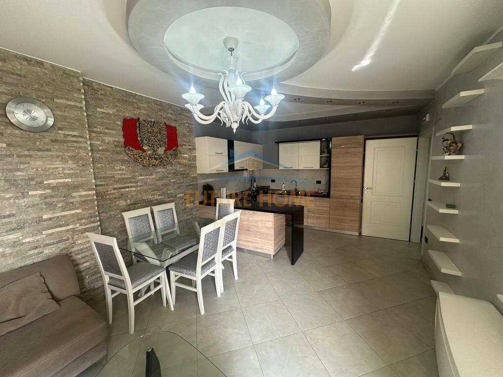 Qera, Apartament 2+1, Unaza e Re, Tirane.