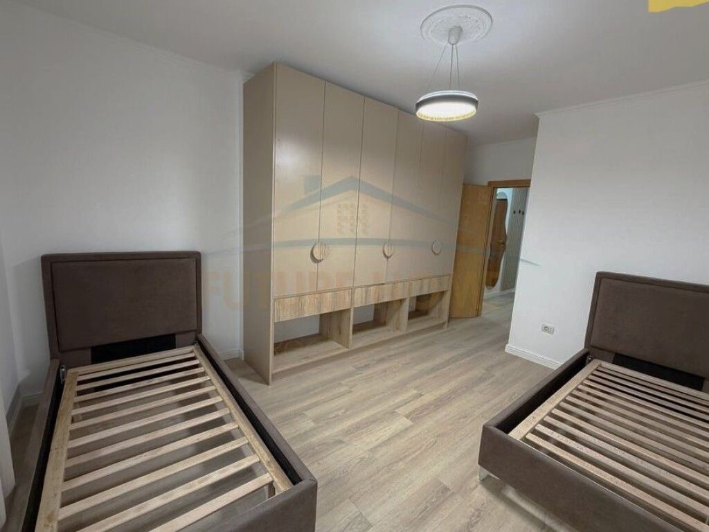 For sale, 2+1+2 apartment at “Lin” Yzberisht, Tirana