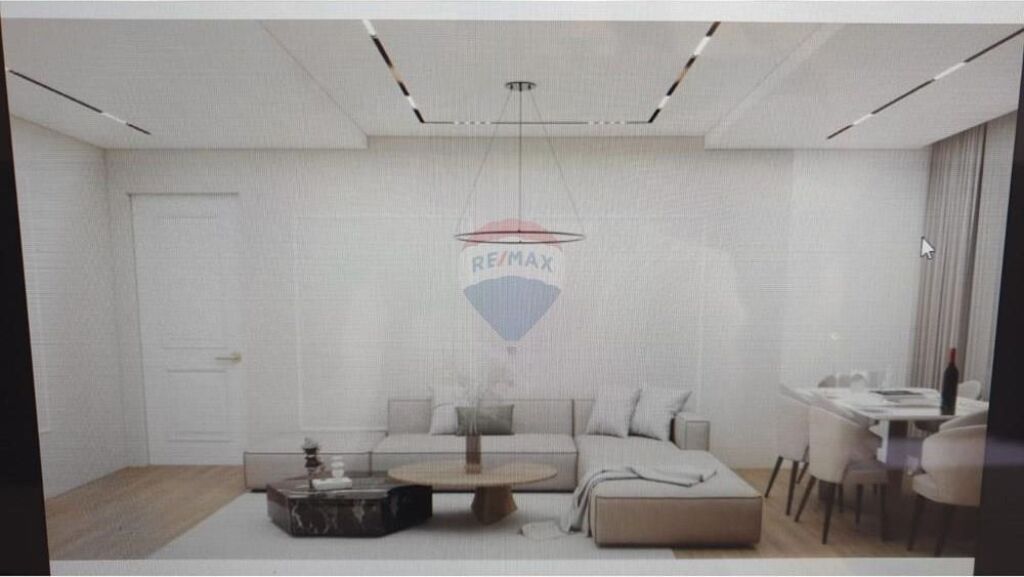 🏡 Penthouse / Papafingo për Shitje – Lungomare, Vlorë