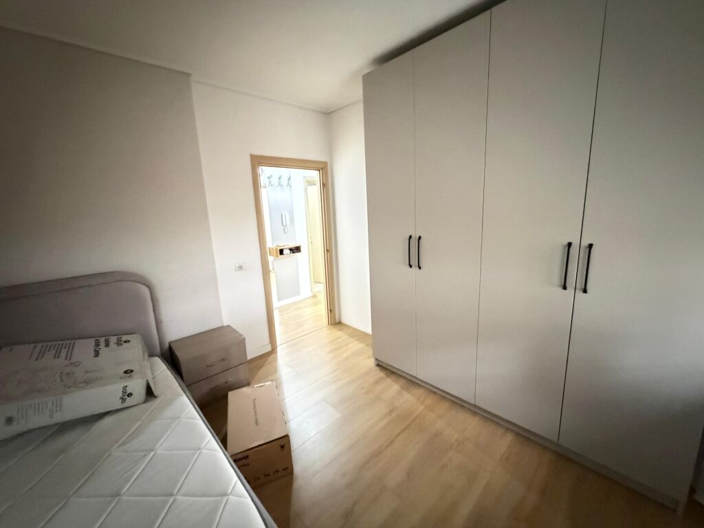 Apartament 2+1 me qira tek Kopshti Zoologjik!
