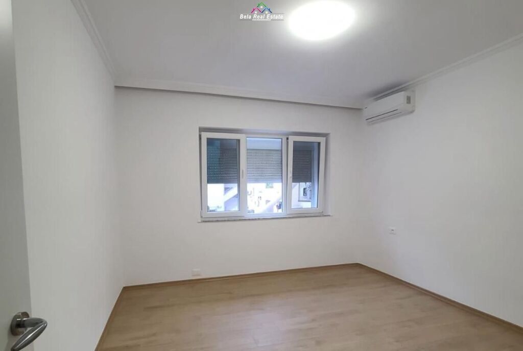 Zyre Me Qera 2+1 Ne Qender ( ID BZ2884) Tirane