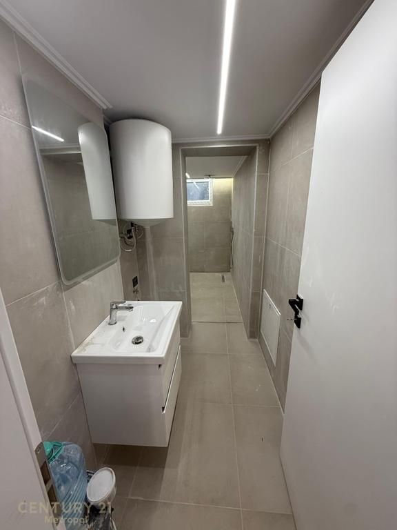 JEPET ME QIRA AMBIENT KOMERCIAL, BLLOK!