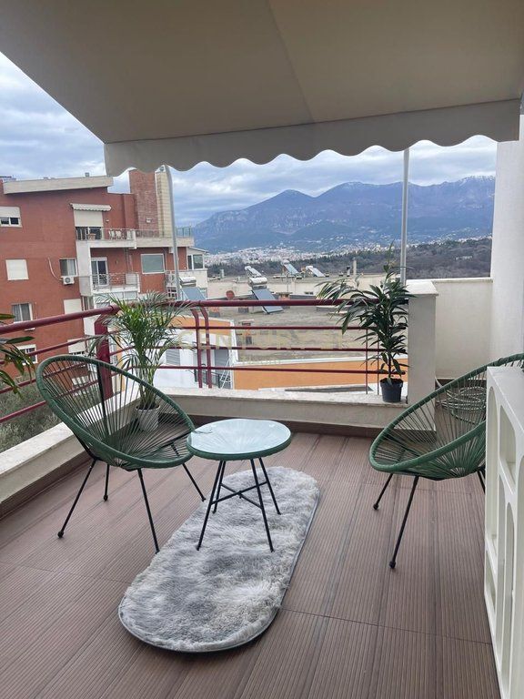 Apartment 2+1+2 for rent in Liqen te Thate!