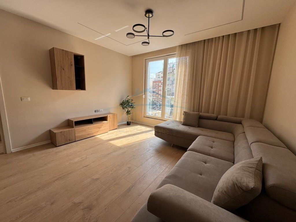 Qera, Apartament 1 +1, Jordan Misja, Tiranë.