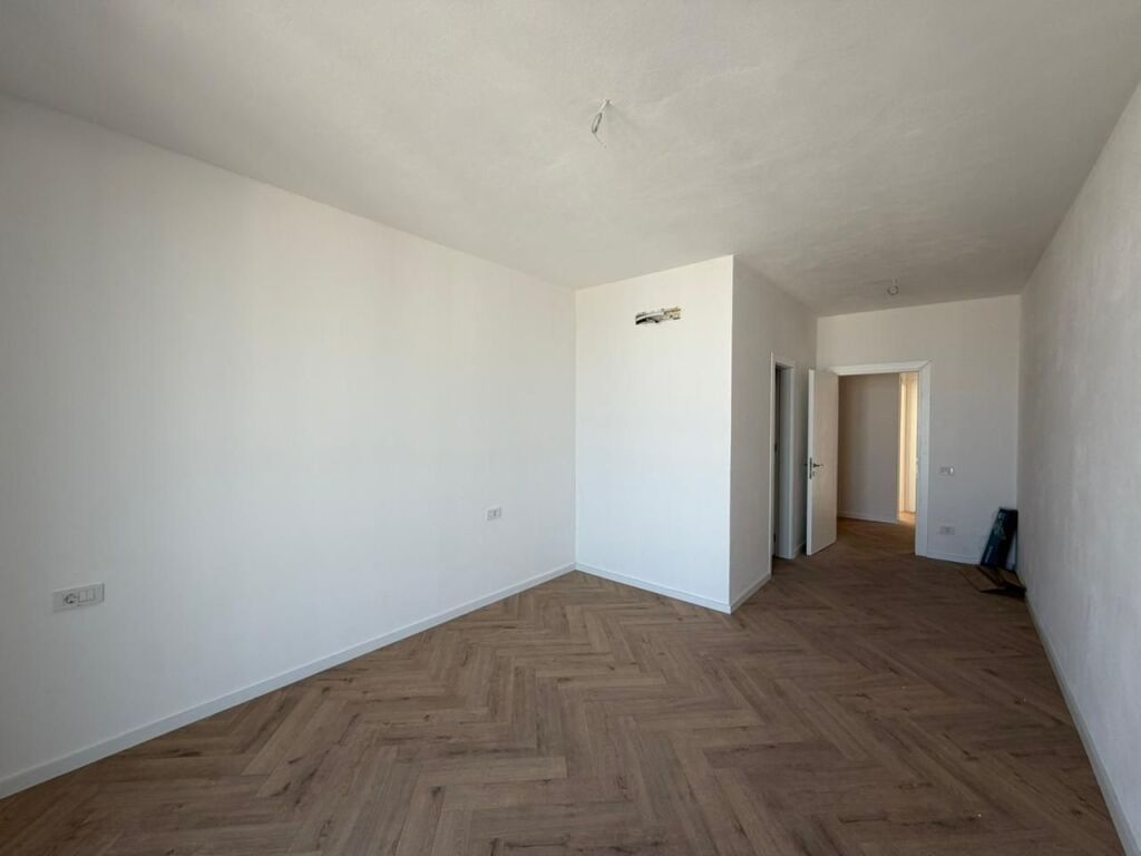 Apartament 3+1 per qira tek Golden Tower 3 tek Rruga Mine Peza.