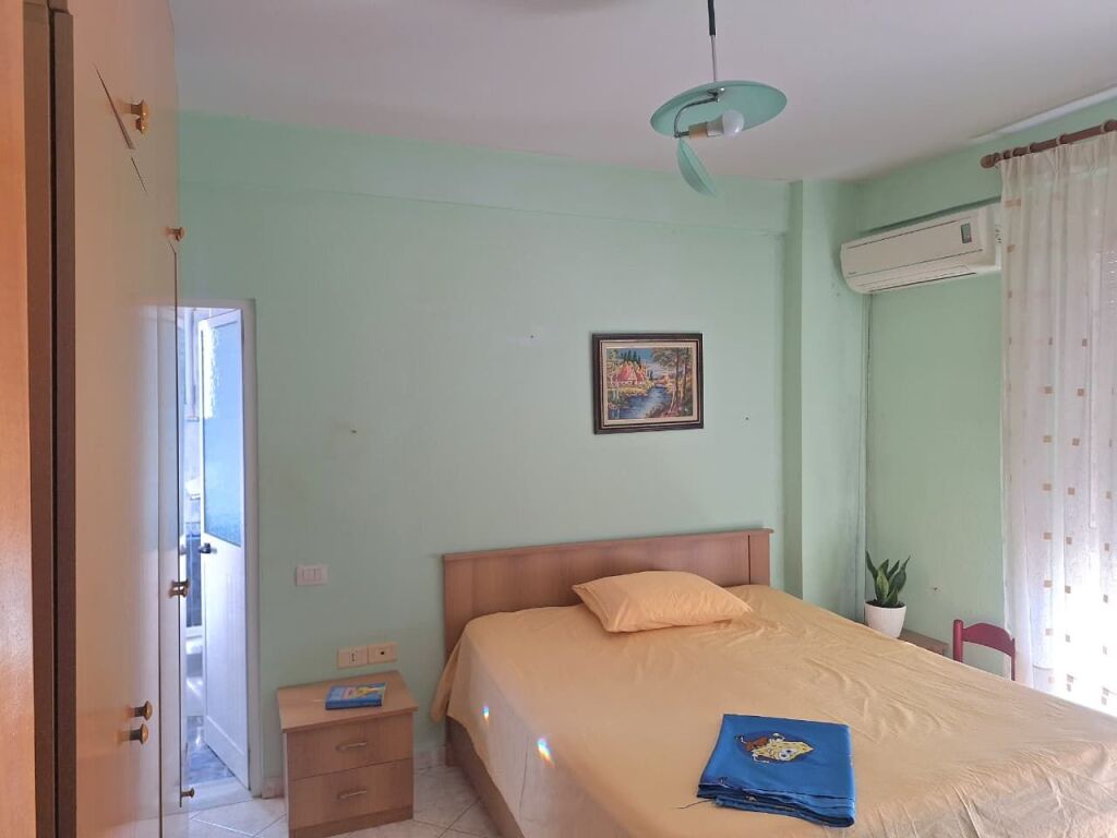 🏢Rruga Siri Kodra,,jepet me qera apartament 3+1+2,i mobiluar. 700Euro