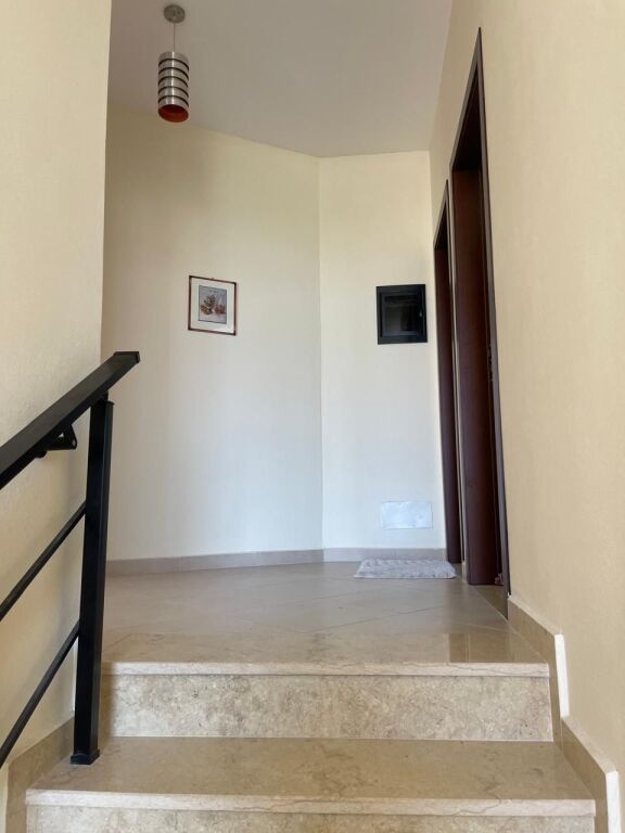 In affitto villa 3+2 con cortile super arredato 800 eu Complesso sanatorio Alba