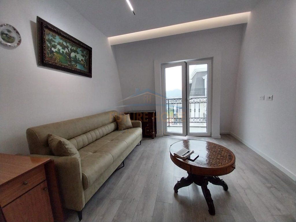 Qera, Apartament 1+1, Porta e Re, Sauk.