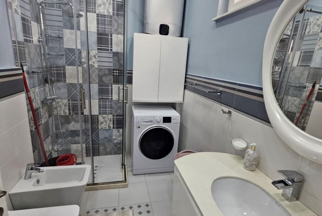 At the Dry Lake Luxurious Apartment for Sale with Lake View