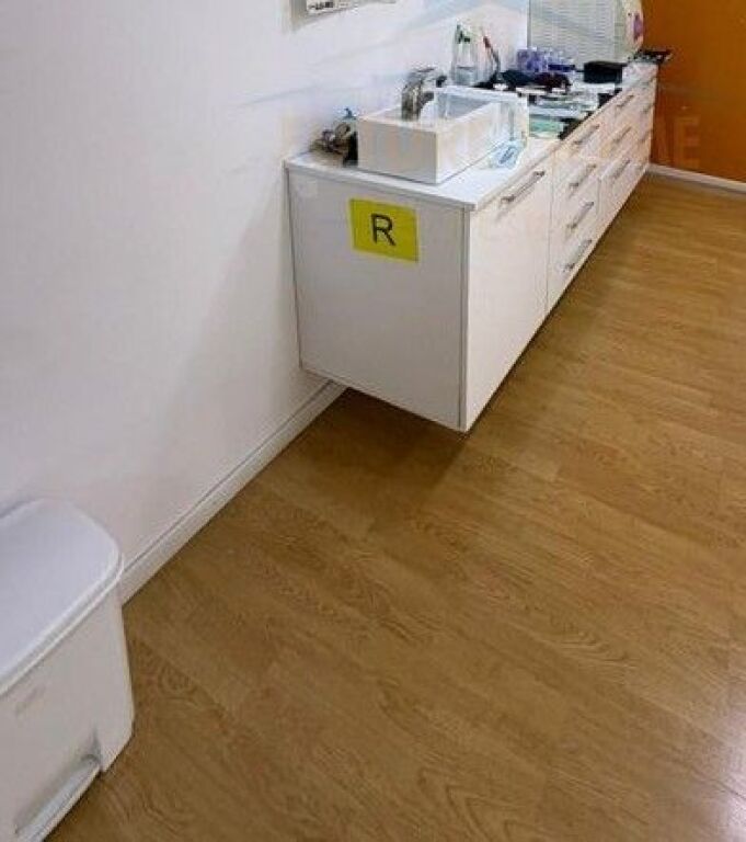 For Rent, Business Premises, New Ring