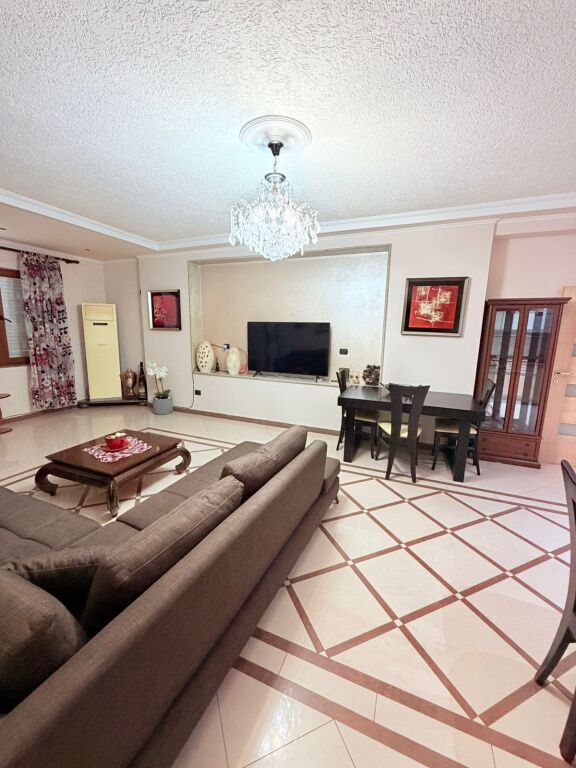 SHITET APARTAMENT 2+1 ISH URT, DURRES