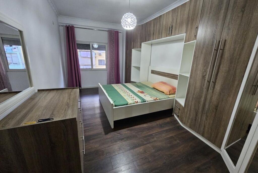 A Don Bosko Viene Affittato Appartamento 2+1 Arredato!