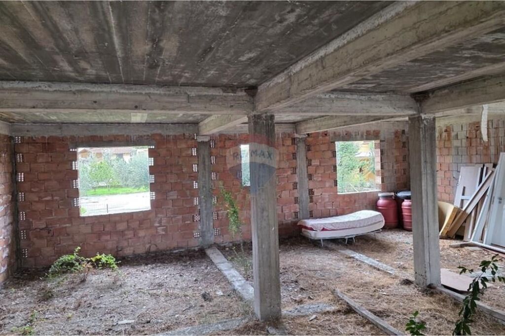 🏡 Shtëpi Private për Shitje në Orikum, Vlorë 🌊