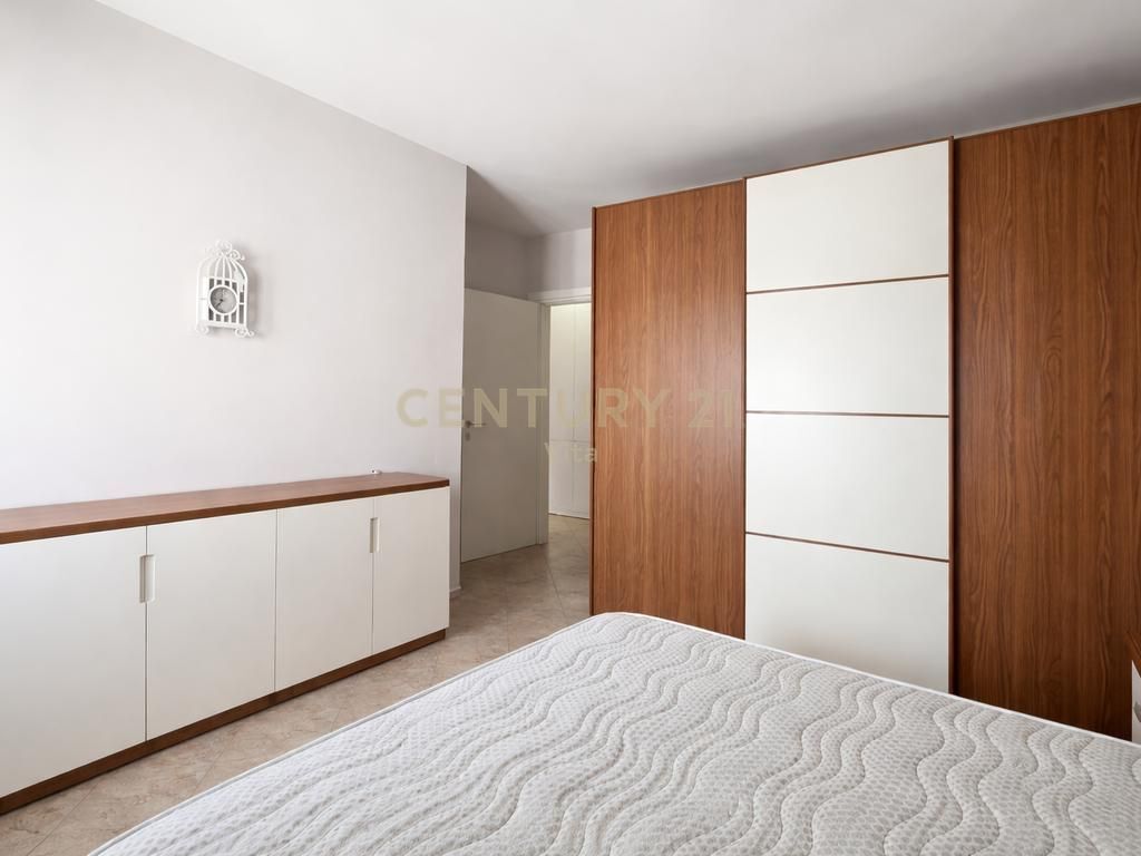 2+1 Apartment for Rent near the Fruit and Vegetable Market, Durres !!