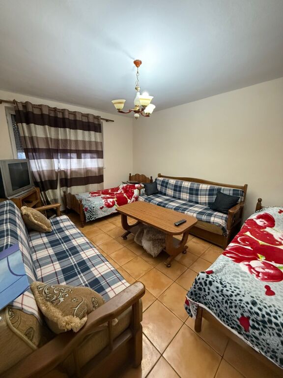 Appartamento 1+1 in affitto a 21 Dhjetori