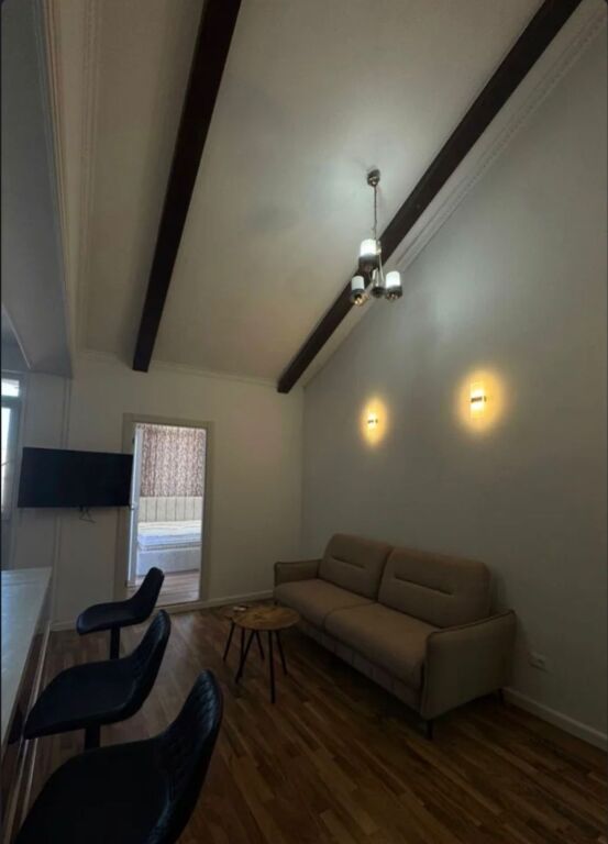 Apartament 1+1 per qira Eleonora !