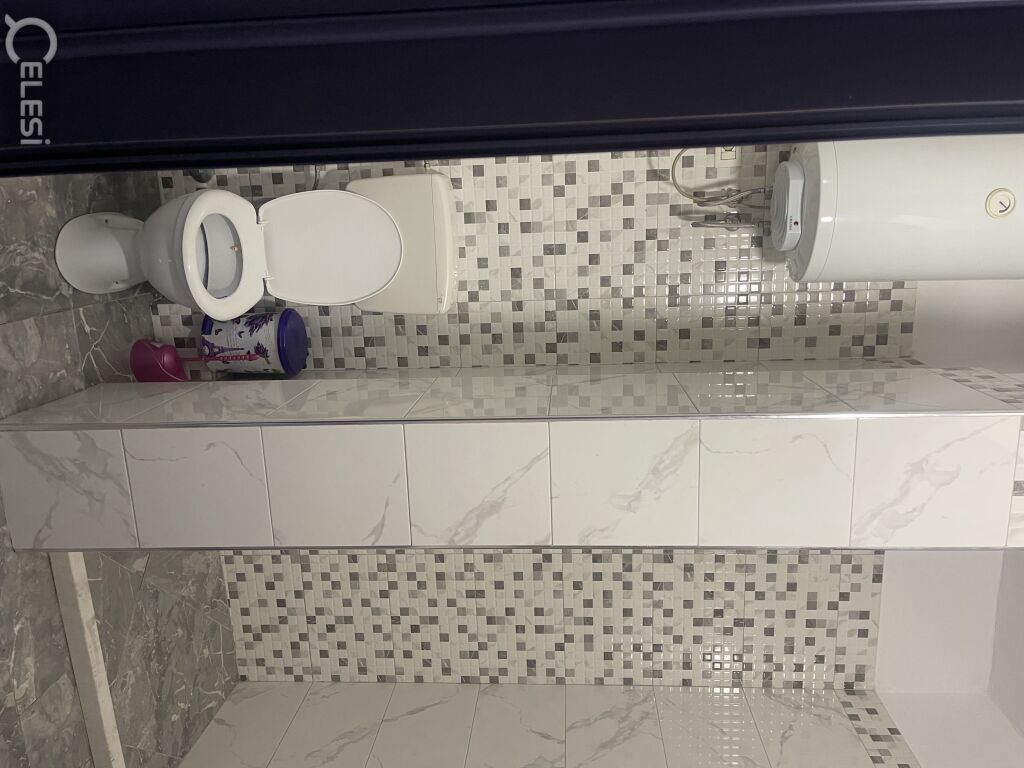 Garsoniere me qera prane amerikan 2 ne Allias (25.000 Leke)