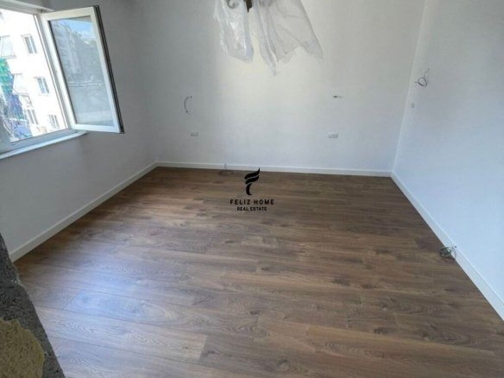 ZYRE ME QERA 67 M2 AIR ALBANIA 1.000 EURO FH-65243