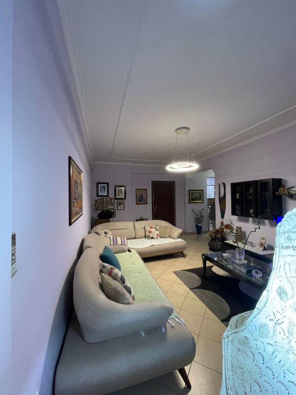 🏡 Appartamento 2+1+2 in affitto al Garden Building