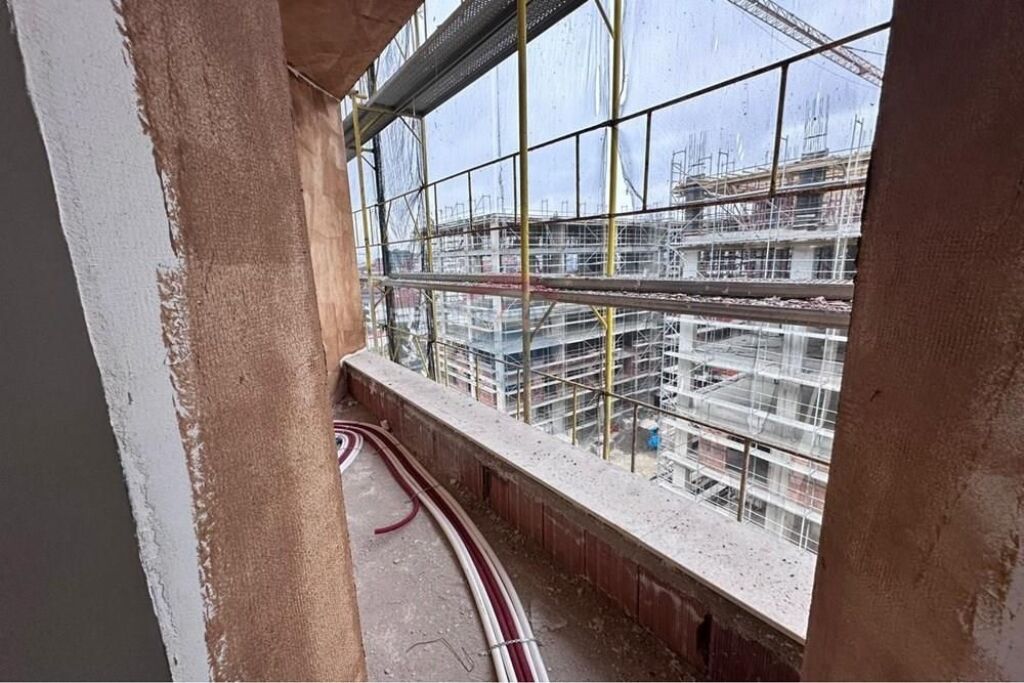 Shitet Apartament 3+1+2 në Paskuqan!