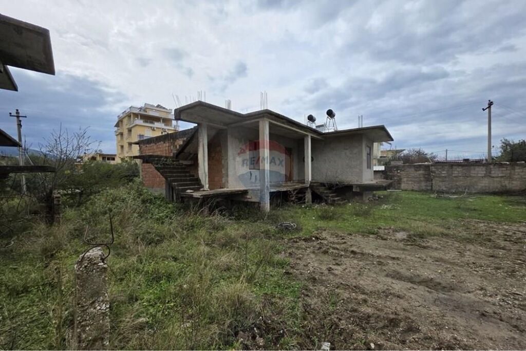 🏡 Shtëpi Private për Shitje në Orikum, Vlorë 🌊