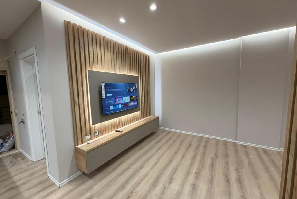 Tek Diplomati Ne Vlore, Shitet Garsoniere I Sapo Investuar!