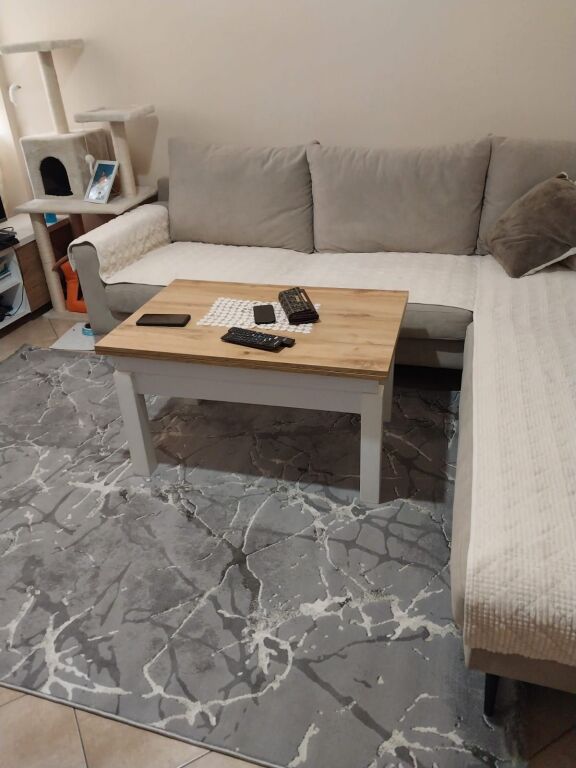 Jepet garsonjere me qera