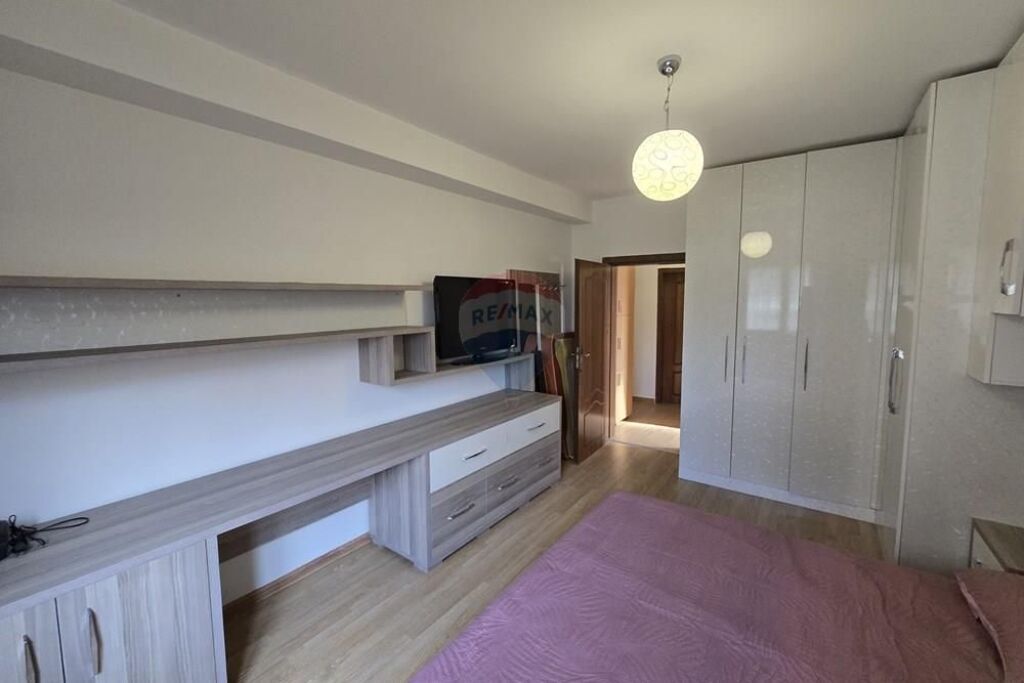 Appartamento 4+1+2 in affitto in Via Mine Peza