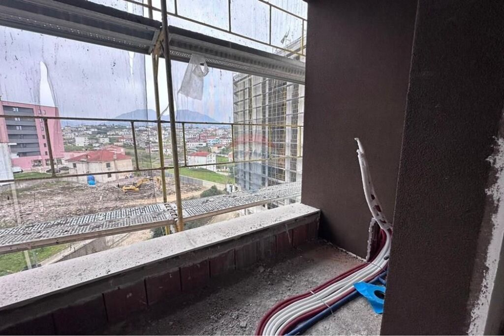 Apartment 1+1 for sale in Paskuqan!