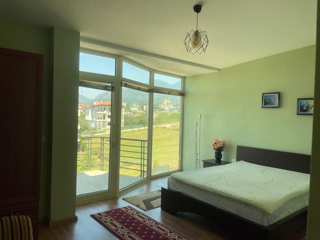 In affitto villa 3+2 con cortile super arredato 800 eu Complesso sanatorio Alba