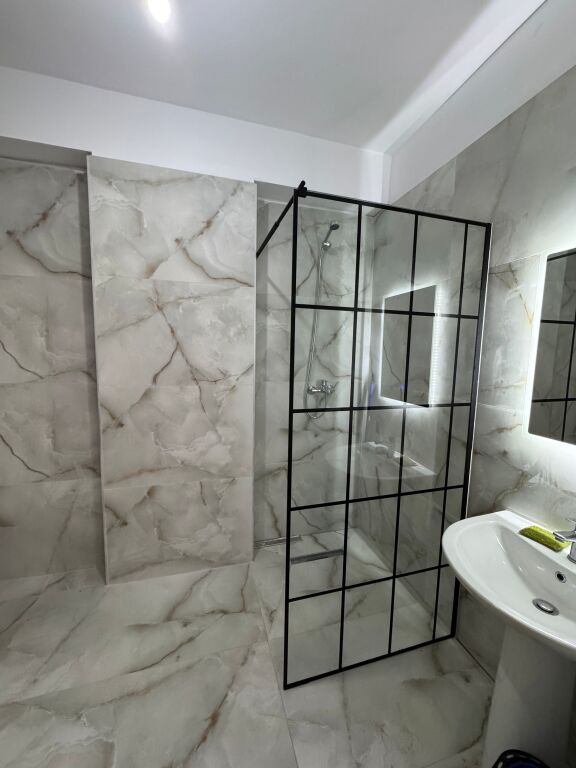 Apartment 1+1 for Rent in Kamez