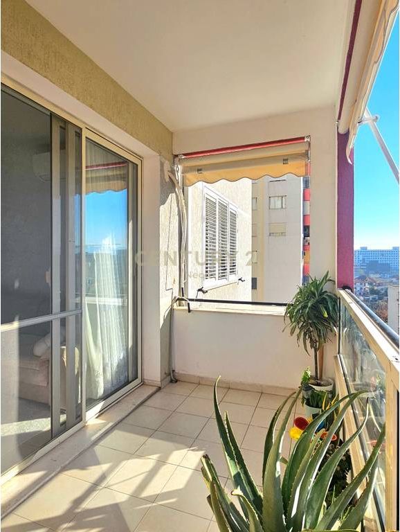 APARTAMENT 2+1 ME QIRA – CASA ITALIA / MALAJZIANI