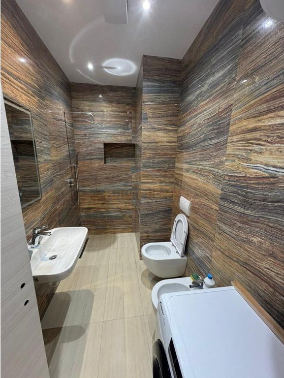 Qera, Apartament 1 +1, Jordan Misja, Tiranë.