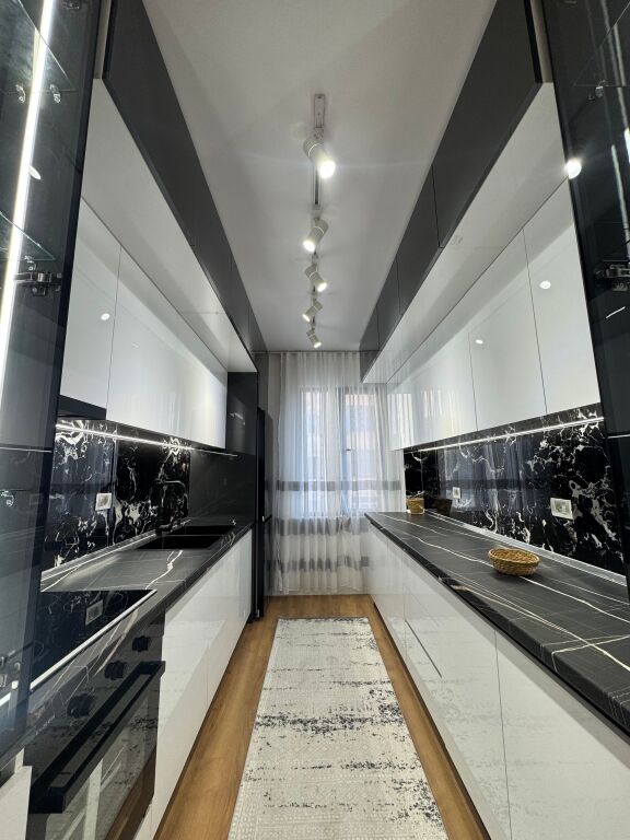 Vendo appartamento 2+1 con 2 bagni e con balcone