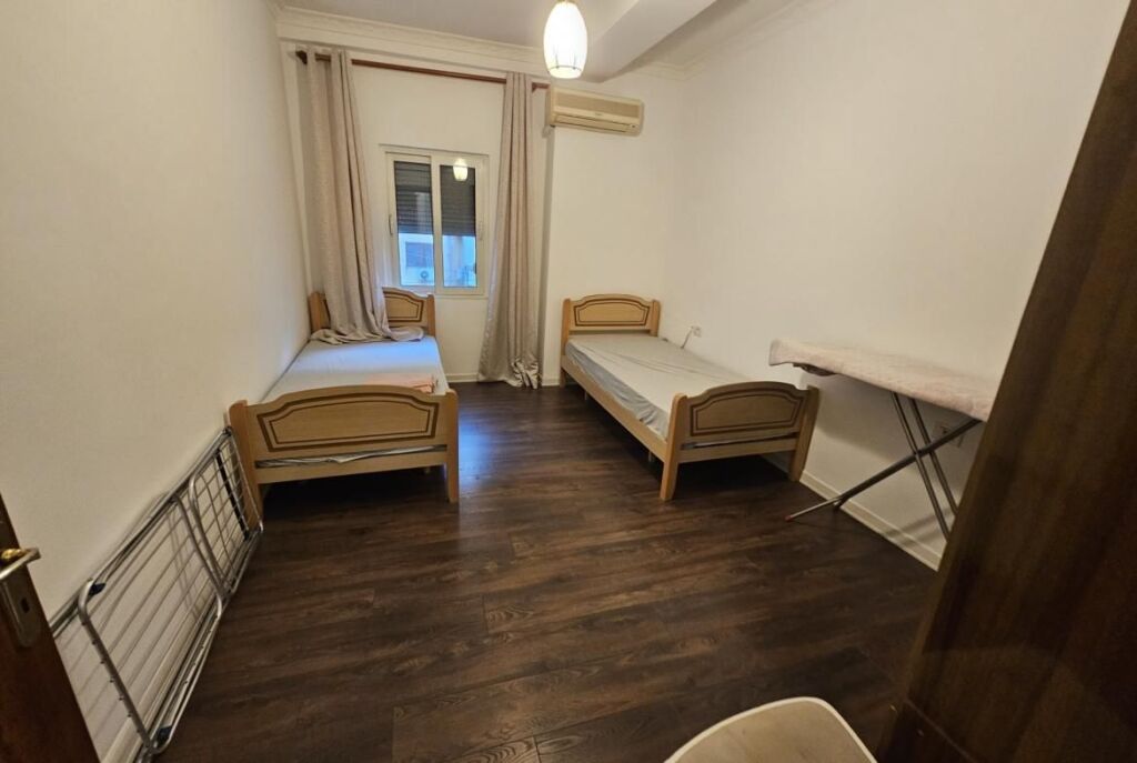 A Don Bosko Viene Affittato Appartamento 2+1 Arredato!