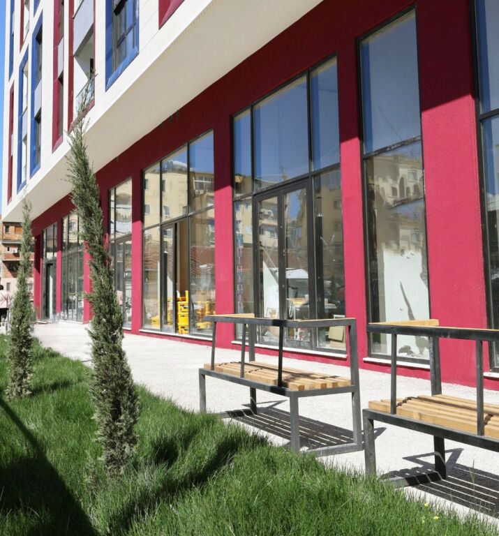 SHITET APARTAMENT 3+1 STADIUMI DINAMO