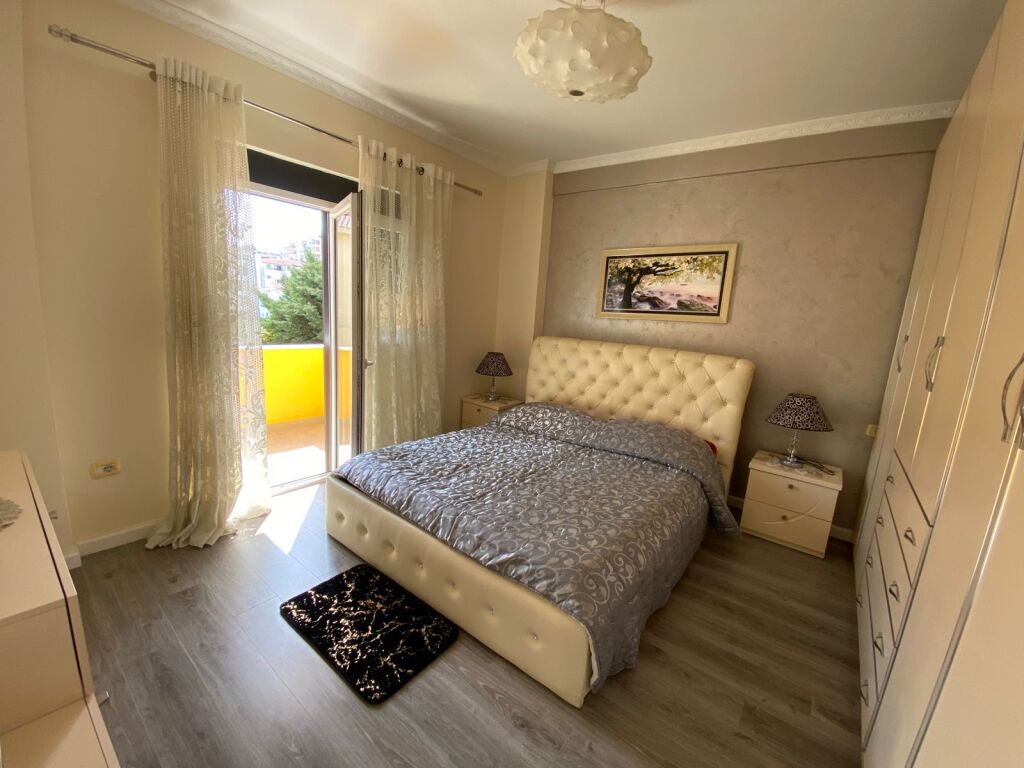 QIRA APARTAMENT 1+1 PLAZH DURRES 350 EURO