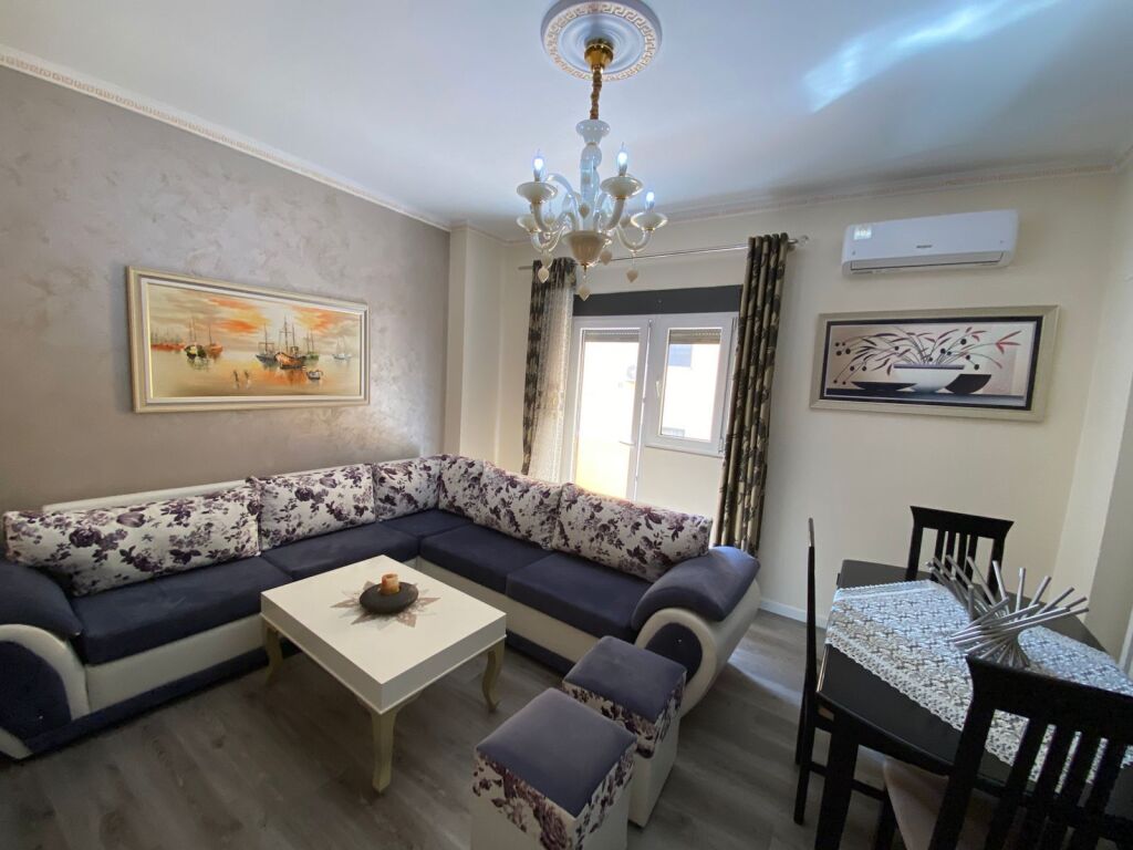 QIRA APARTAMENT 1+1 PLAZH DURRES 350 EURO