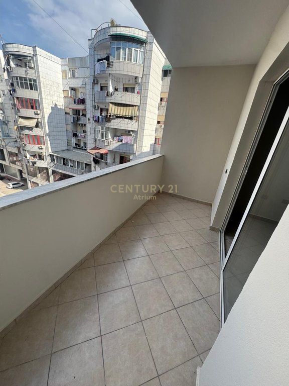 Apartament 2+1 Me Qira në Kthesa e Kamzës! 400 € /Muaj