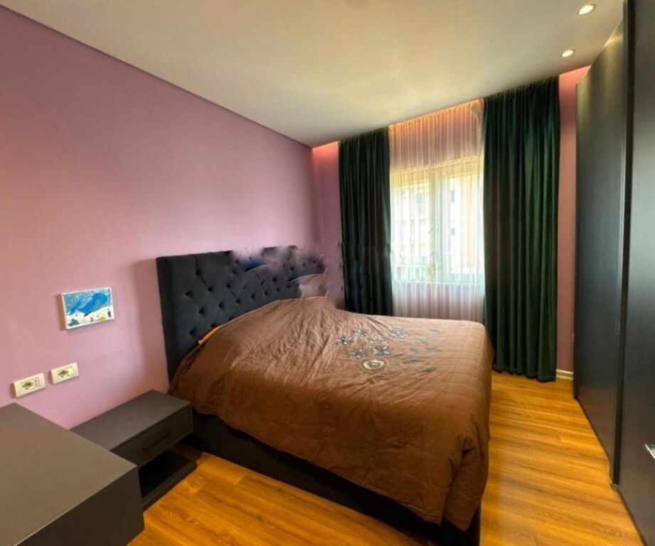 SHITET APARTAMENT 1+1 NE DON BOSKO, PRANE BUJTINES SE GJELIT 160,000 €