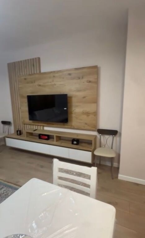 For rent 2+1 Myslym Shyri St. 900 thousand lek