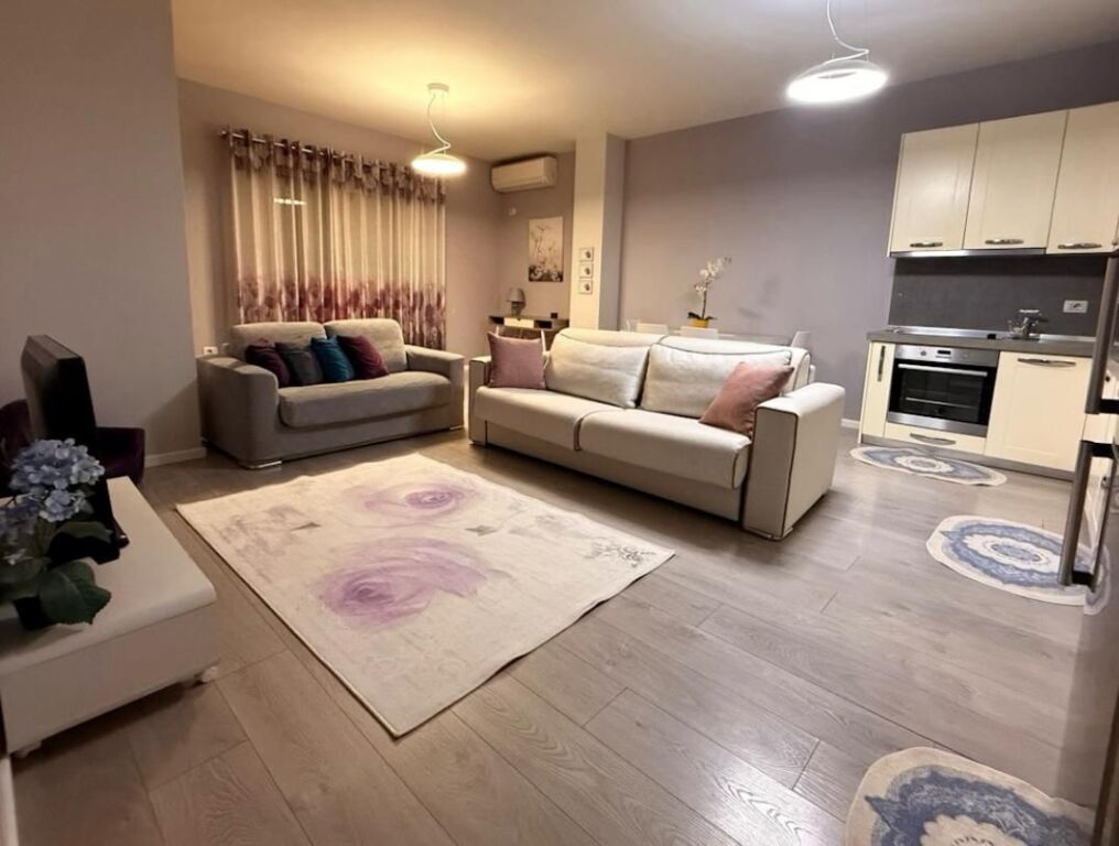 apartament me qira tek kompleksi panorama