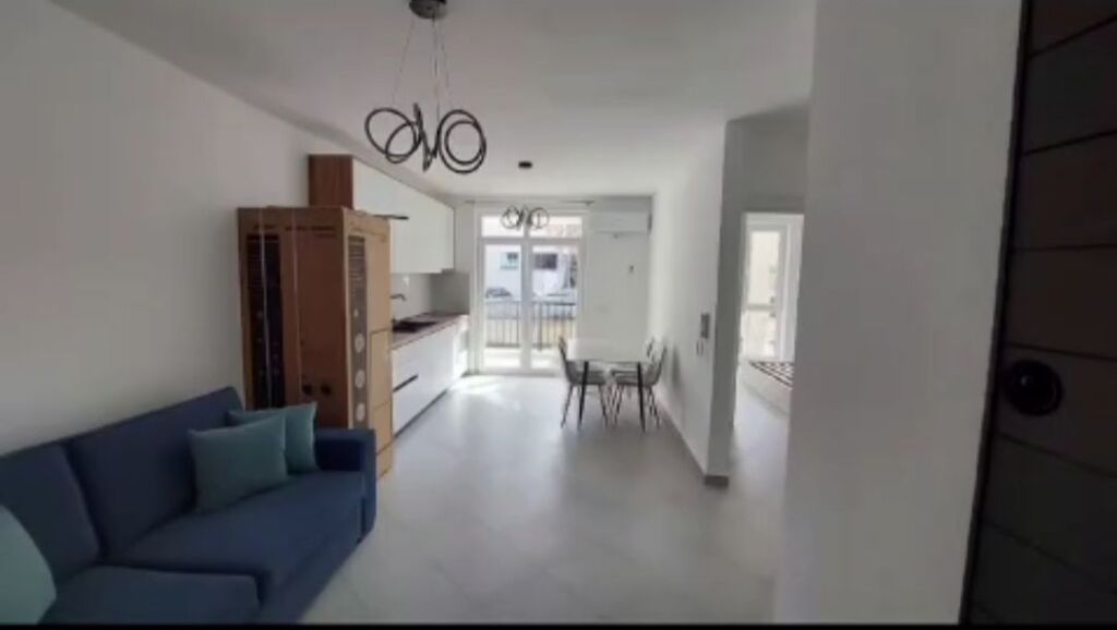 1+1 me qira te rr Dibres Fakult Mjekesise