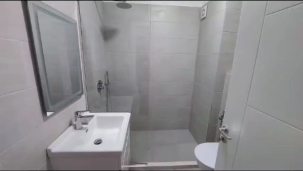 1+1 me qira te rr Dibres Fakult Mjekesise