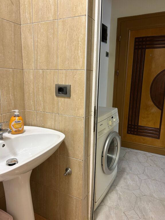 Tirana, for rent by Owner, no commission 1+1 apartment 3rd floor, 500 € (Zef Jubani Street)
