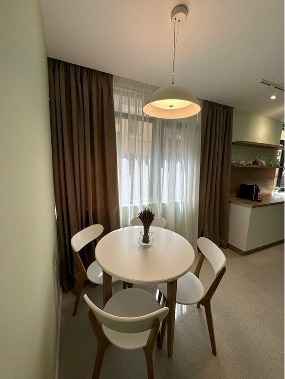 Appartamento moderno 1+1 in affitto a Bllok