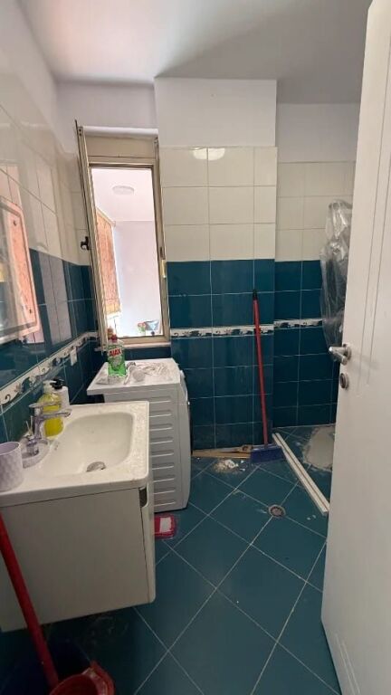 Jepet Me Qera Apartament 1+1+1 Ballkon