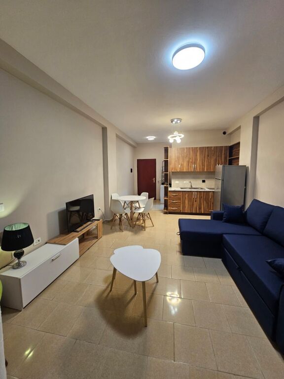 GARSONJERE PER SHITJE PRANE HOTEL Adriatik, Plazh,  DURRËS