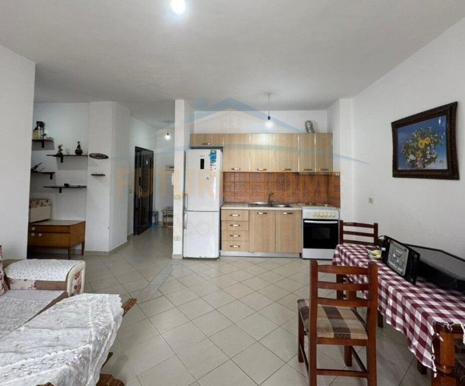 Qira Apartament 1+1, Fresk, Tiranë