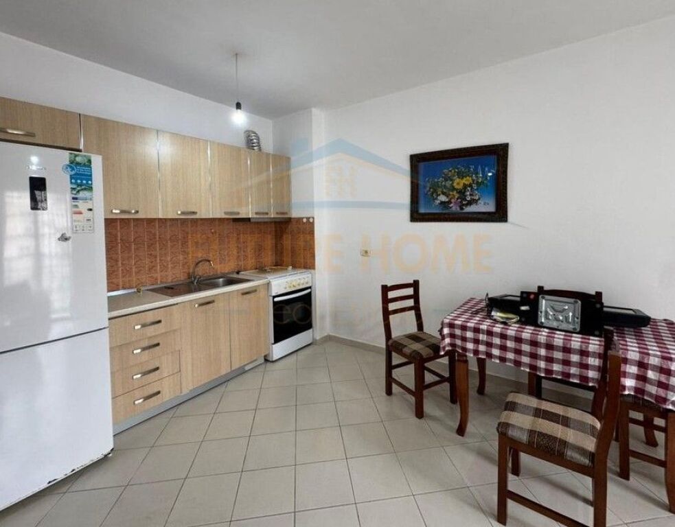 Qira Apartament 1+1, Fresk, Tiranë